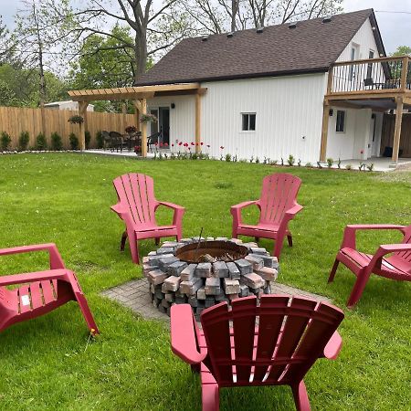 Cozy Cottage Style House Kitchener Exteriér fotografie