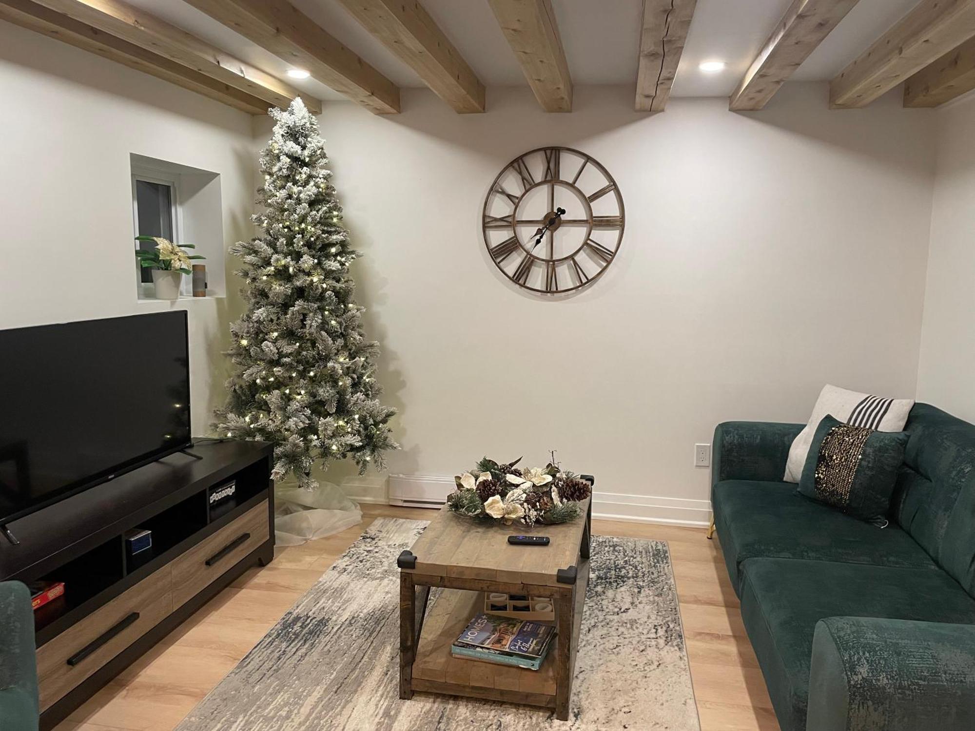 Cozy Cottage Style House Kitchener Exteriér fotografie